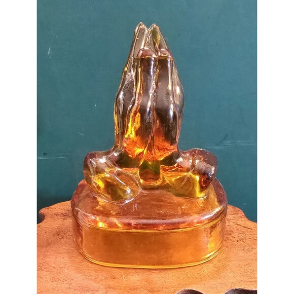 Vintage Kanawha Praying Hands Amberina UV Reactive Glass Paperweight 5"x4"x3" - Picture 9 of 14